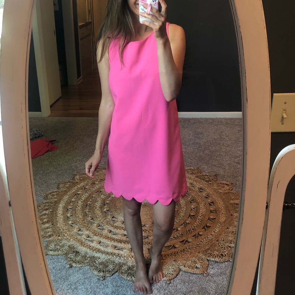 Monteau scallop hem pink dress